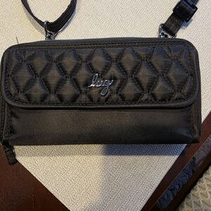 EUC- LUG- KICKFLIP SE RFID CONVERTIBLE WALLET-BLACK